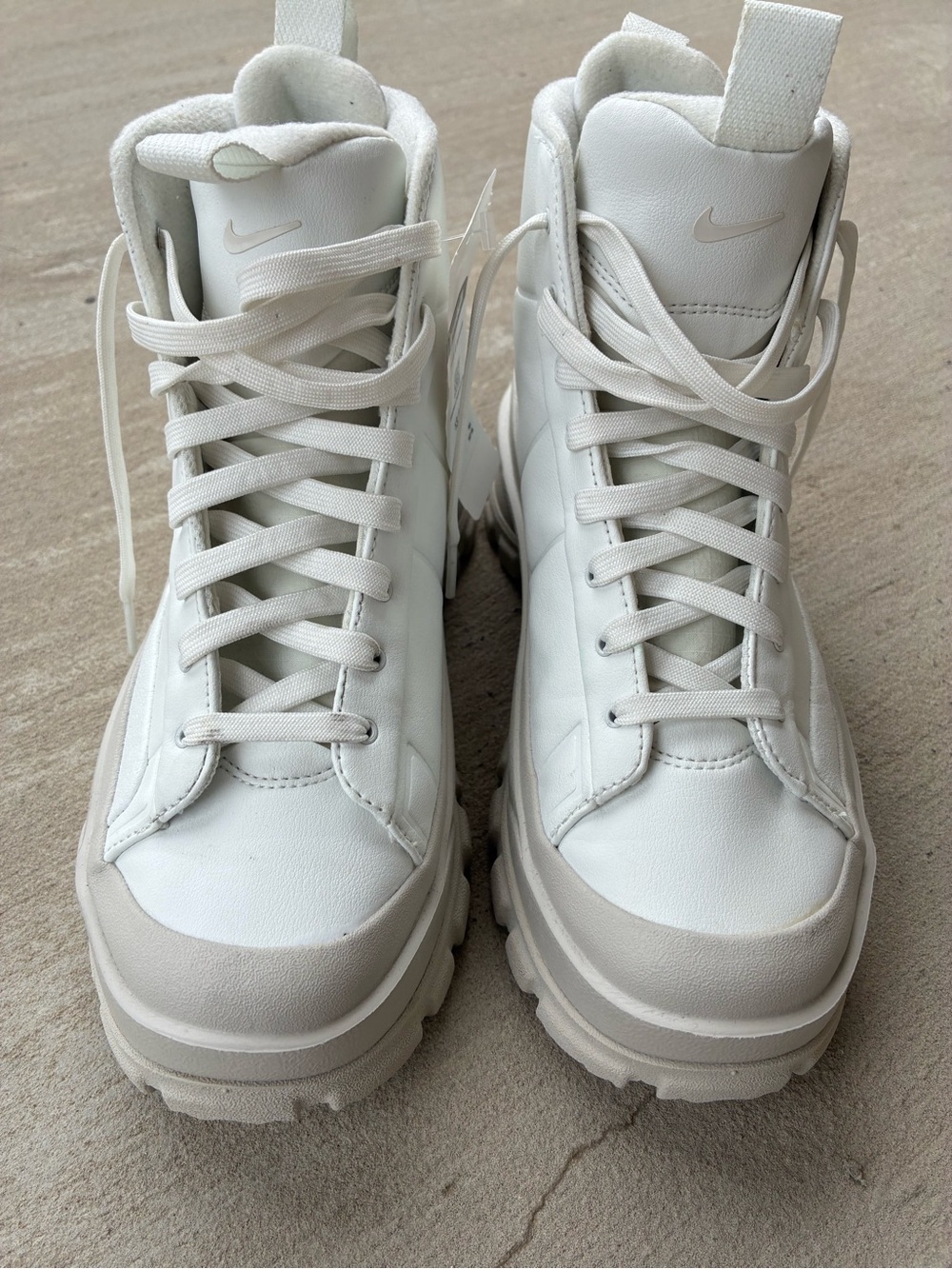 Nike Blazer Roam Mid FQ9065-100 Womens 7 Summit White Boots Pre-Owned - Picture 8 of 11